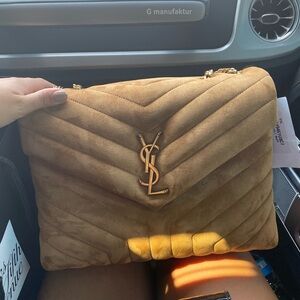 COPY - Saint Laurent Medium
LouLou Quilted Suede Shoulder Bag
